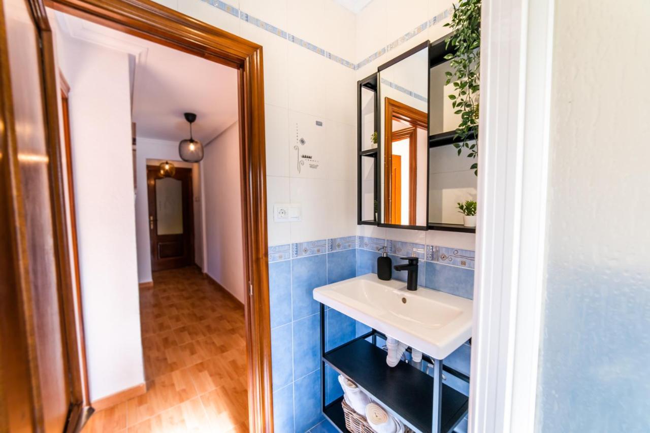 Casa Lopez Bed & Breakfast Aviles Exterior photo
