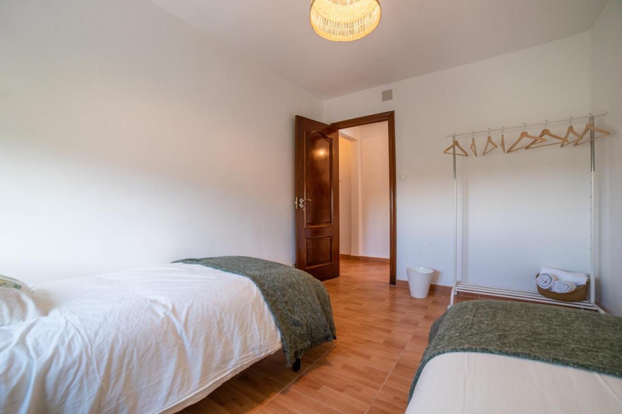 Casa Lopez Bed & Breakfast Aviles Exterior photo