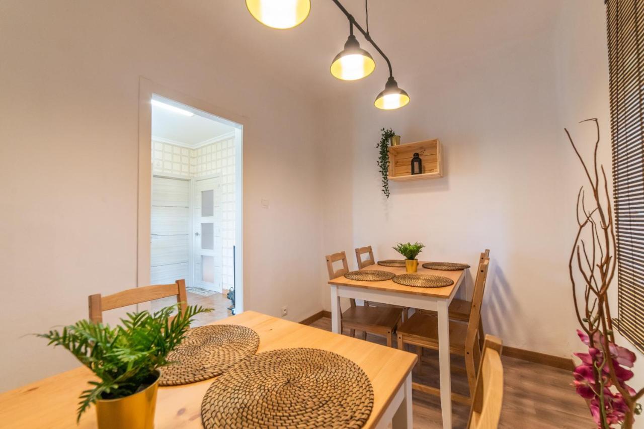 Casa Lopez Bed & Breakfast Aviles Exterior photo