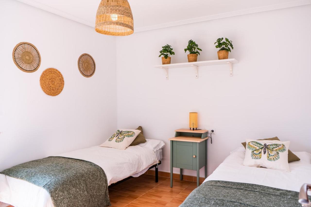 Casa Lopez Bed & Breakfast Aviles Exterior photo